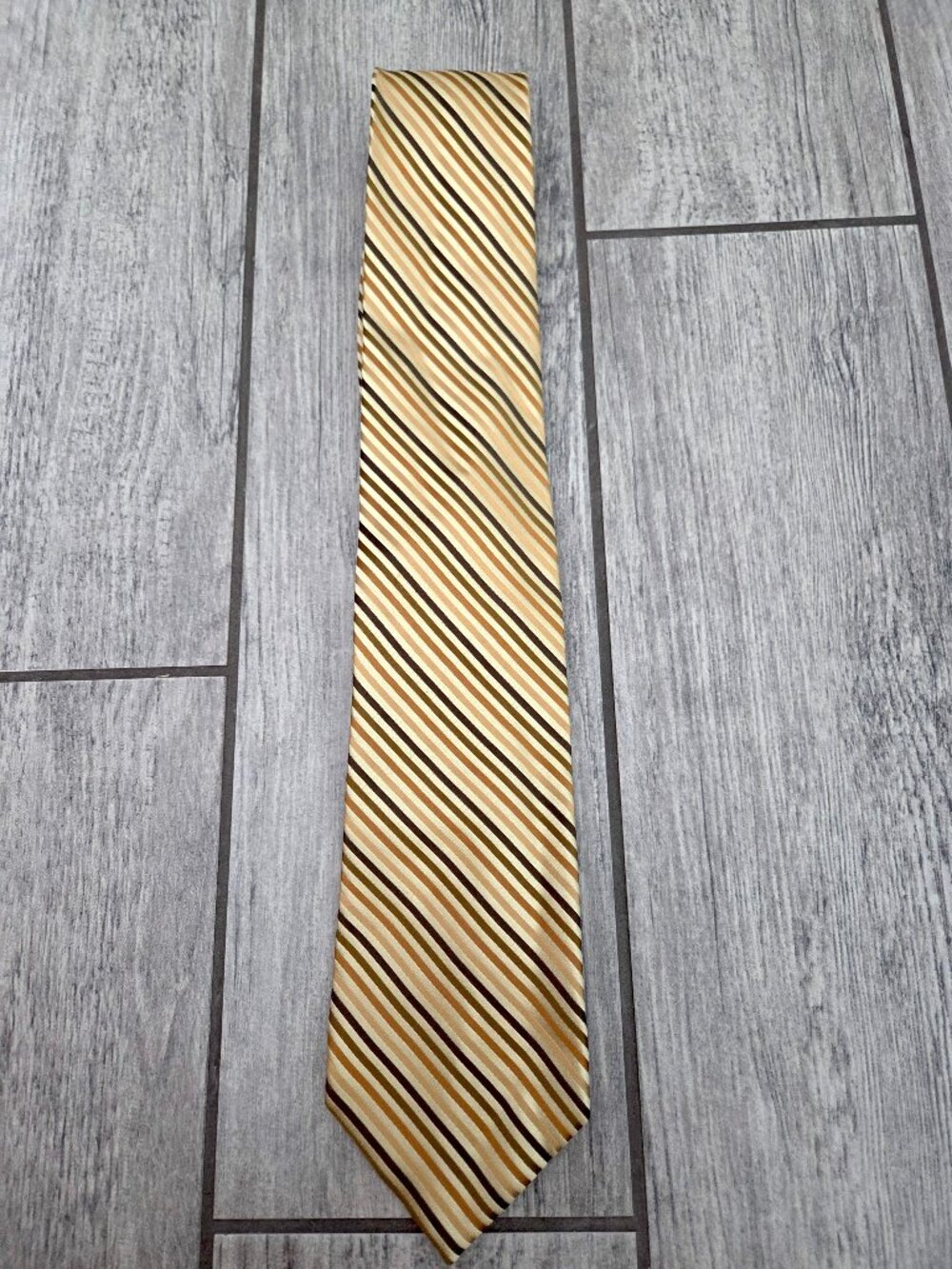 Claiborne Menโs Necktie Gold Brown Striped Silk One Size Standard Length